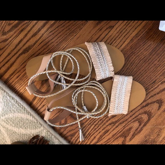 Sandals - Picture 4 of 4